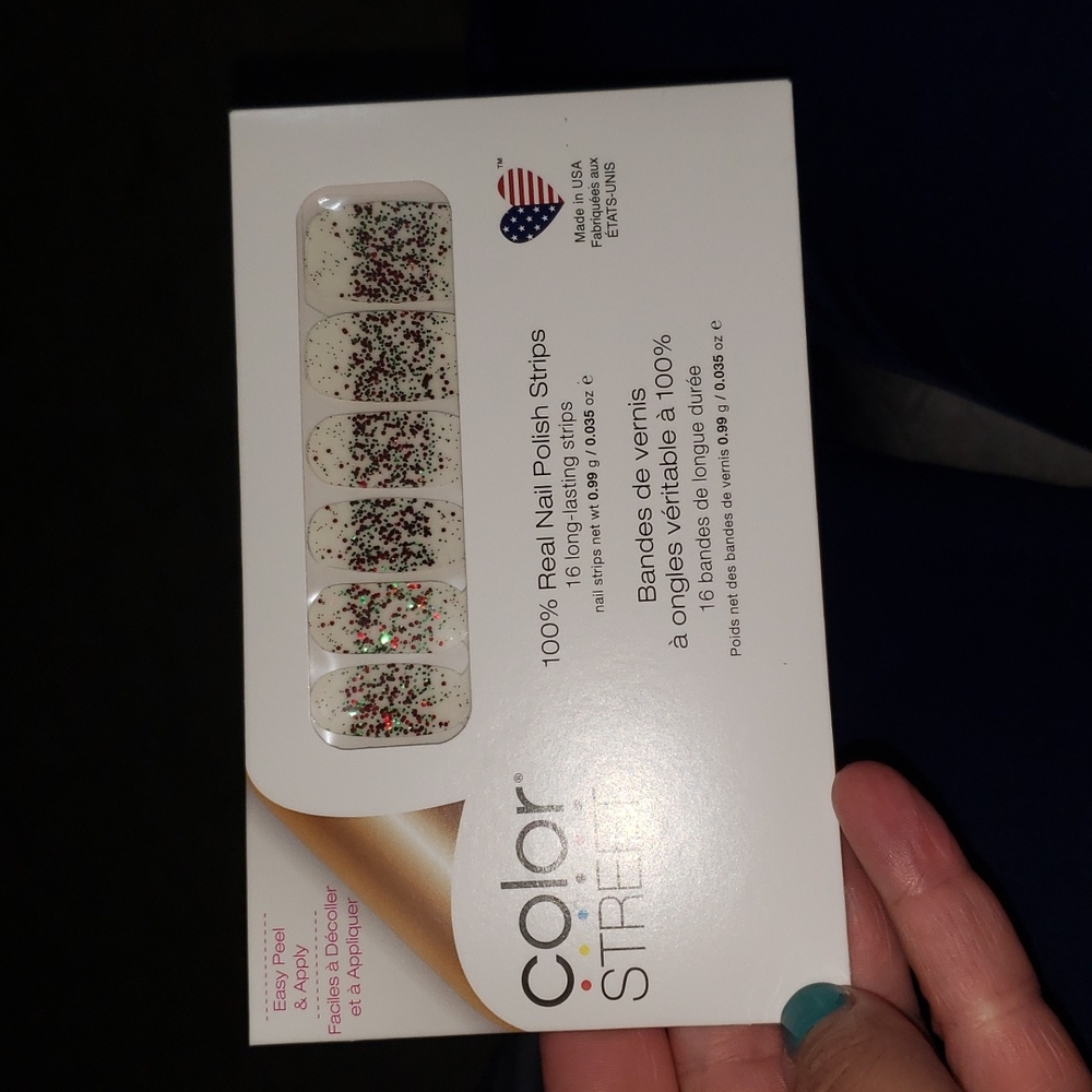 Color street real nail Polish strips under the mistletoe